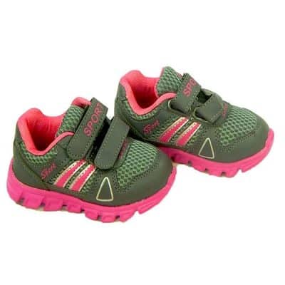 Incaltaminte fete. Adidasi cu scai