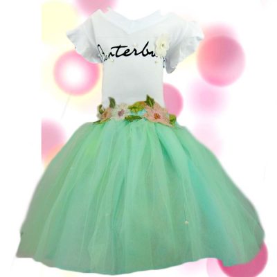 Alege set fete de vara