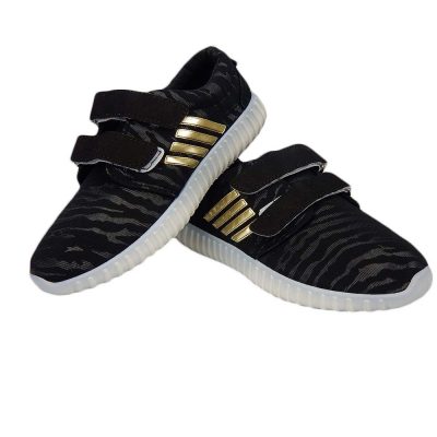 Adidasi ieftini pentru baieti