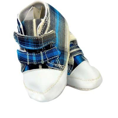 Papuci pentru bebelusi baieti